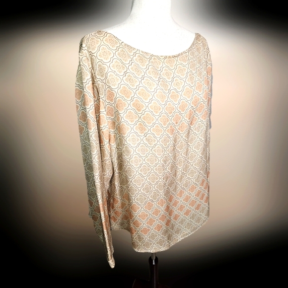 Vintage Finity Naturals 100% Silk Blouse with Cute Salmon and Cream Print.  2x - Picture 1 of 10
